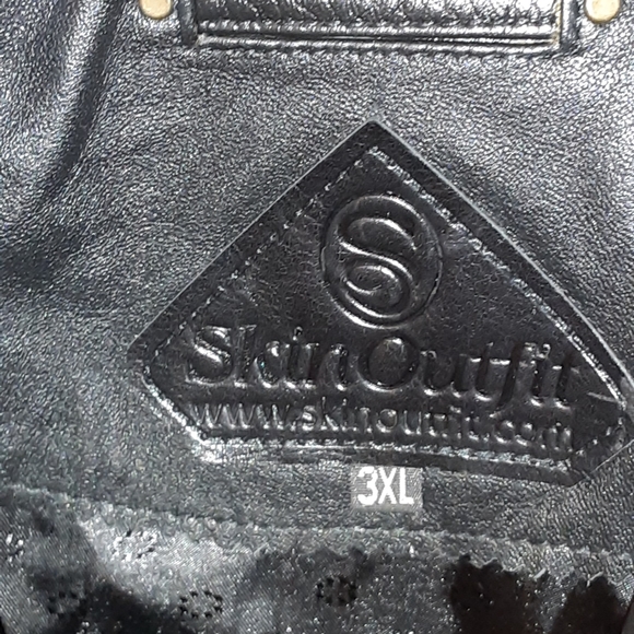 NWOT Men's Black Leather Jacket - Picture 3 of 12